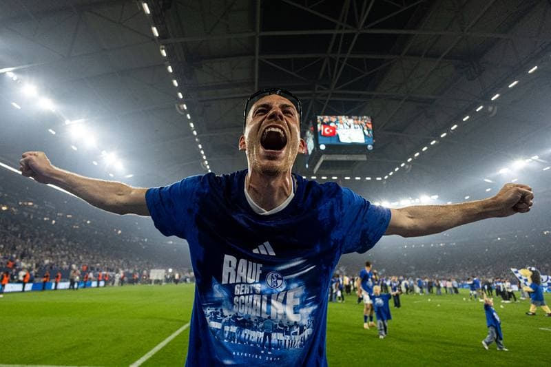 Football. 2. Bundesliga. Schalke 04 - Fortuna Dusseldorf. 02.05.2026
