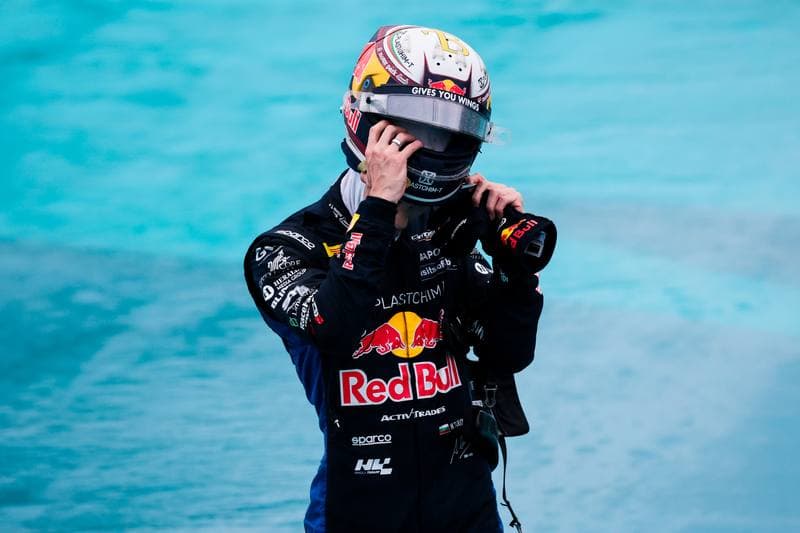 Motorsport. FIA Formula 2 Championship. Race 1. 03.05.2026