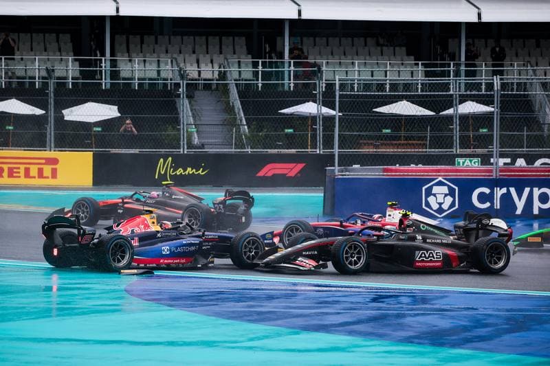 Motorsport. FIA Formula 2 Championship. Race 1. 03.05.2026