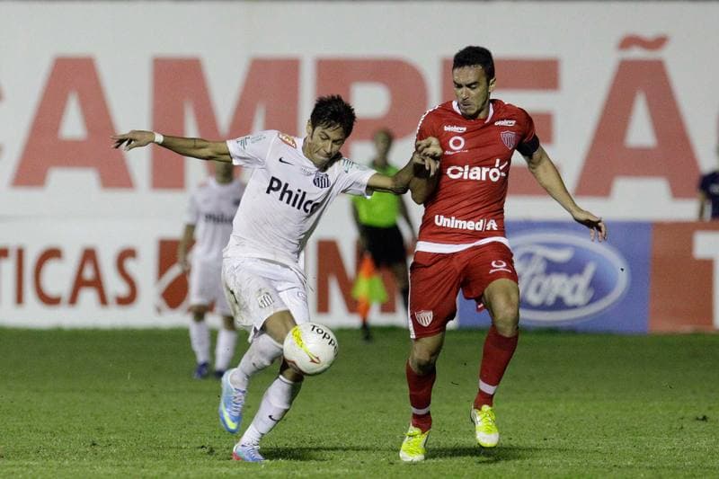Football. Paulista Championship. Mogi Mirim - Santos. 04.05.2013