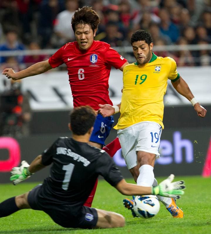 Football. International Friendly. South Korea - Brazil. 12.10.2013