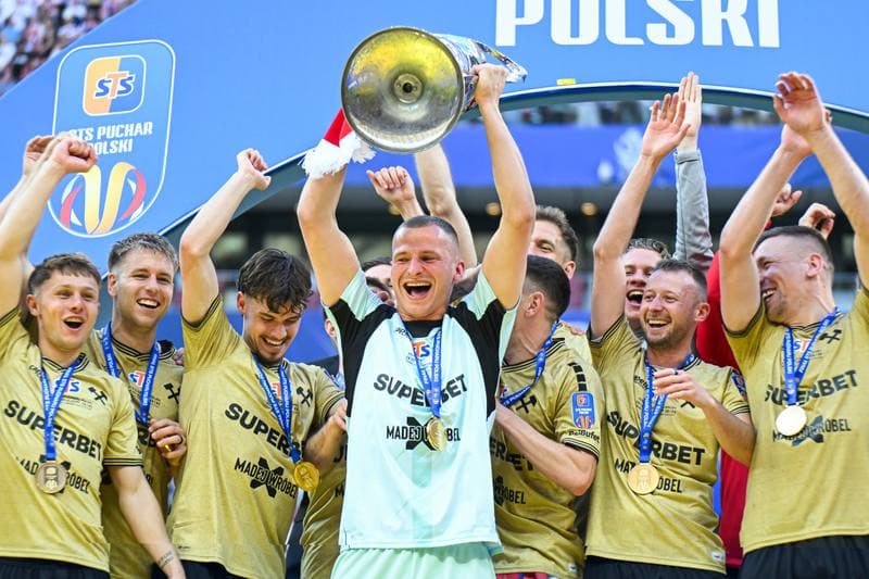 Football. STS Puchar Polski. Gornik Zabrze - Rakow Czestochowa. 02.05.2026