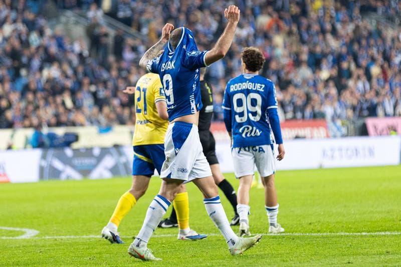 Football. PKO BP Ekstraklasa. Lech Poznan - Arka Gdynia. 08.05.2026