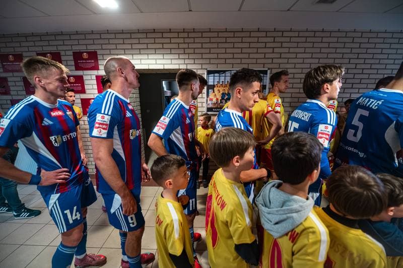 Football. Betclic 1 Liga. Znicz Pruszkow - Polonia Bytom. 09.05.2026