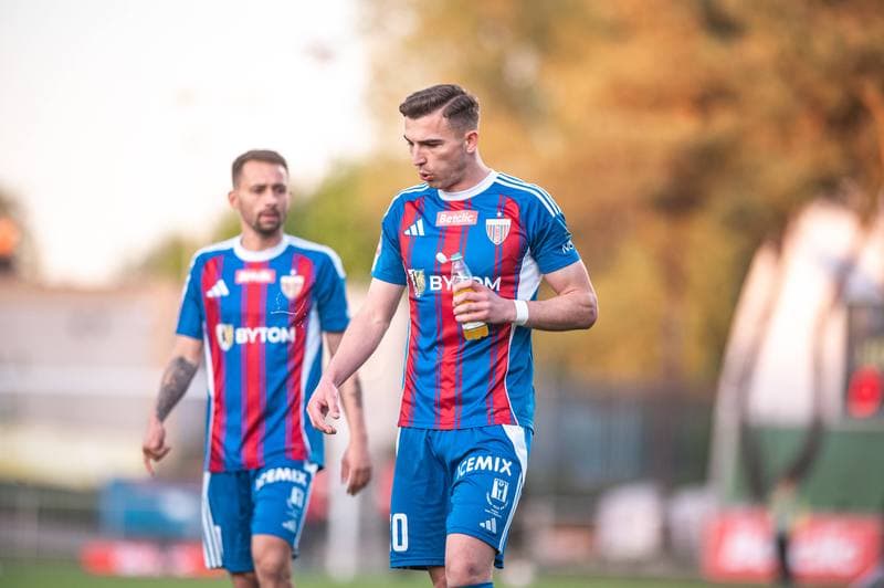 Football. Betclic 1 Liga. Znicz Pruszkow - Polonia Bytom. 09.05.2026