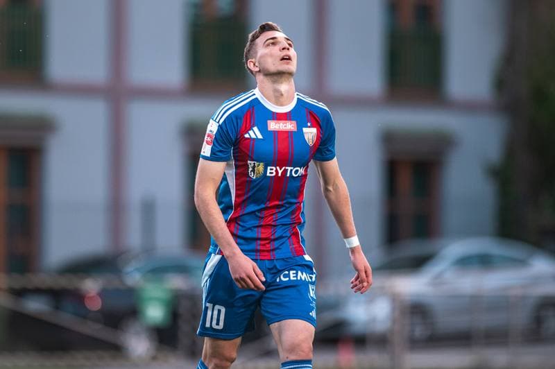Football. Betclic 1 Liga. Znicz Pruszkow - Polonia Bytom. 09.05.2026