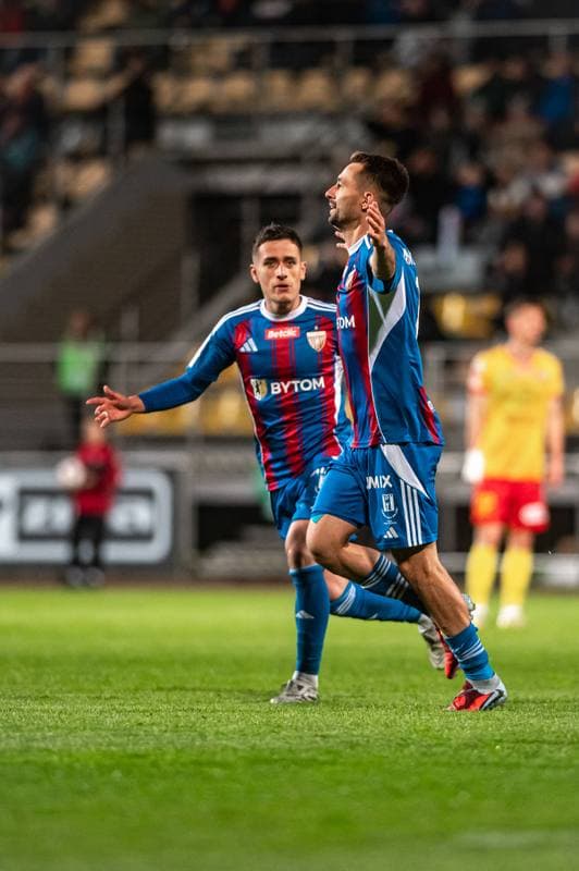 Football. Betclic 1 Liga. Znicz Pruszkow - Polonia Bytom. 09.05.2026