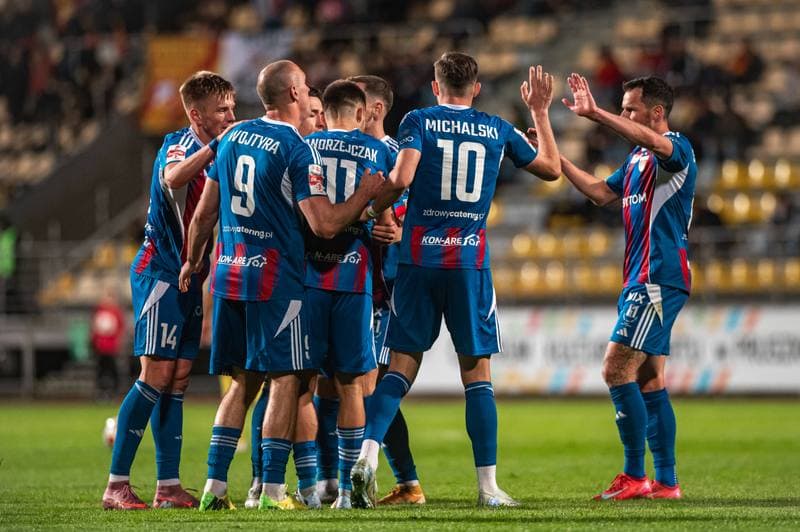 Football. Betclic 1 Liga. Znicz Pruszkow - Polonia Bytom. 09.05.2026