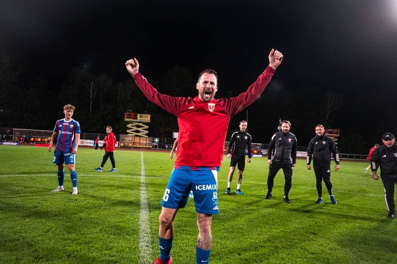 Football. Betclic 1 Liga. Znicz Pruszkow - Polonia Bytom. 09.05.2026