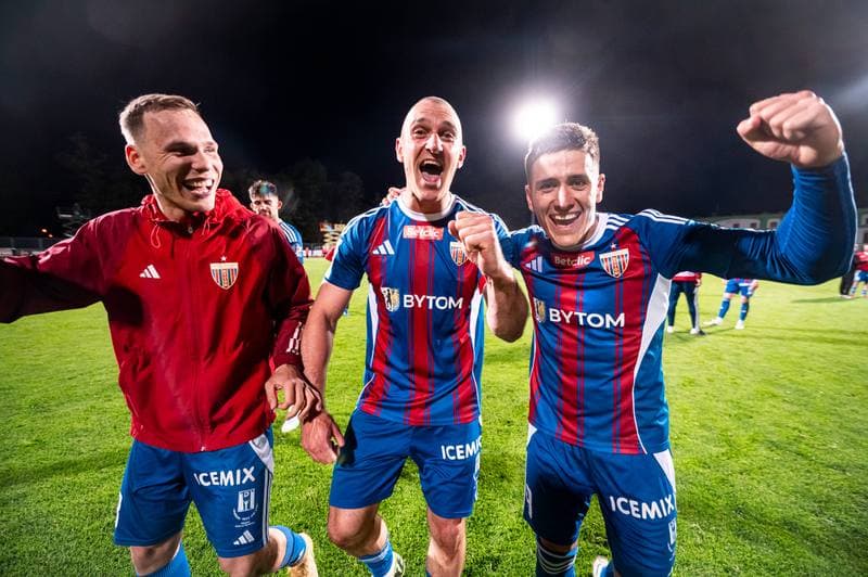 Football. Betclic 1 Liga. Znicz Pruszkow - Polonia Bytom. 09.05.2026