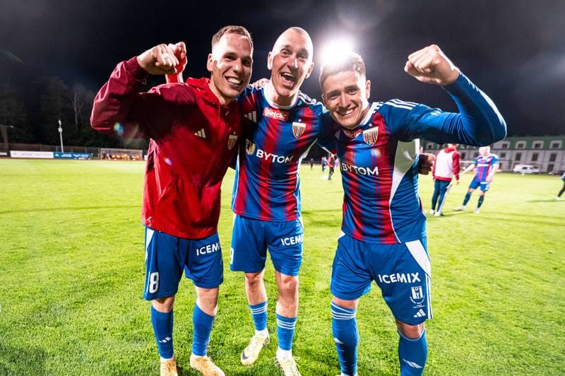 Football. Betclic 1 Liga. Znicz Pruszkow - Polonia Bytom. 09.05.2026