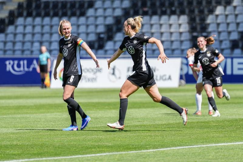 Football. Google Pixel Frauen-Bundesliga. SC Freiburg - VfL Wolfsburg. 09.05.2026