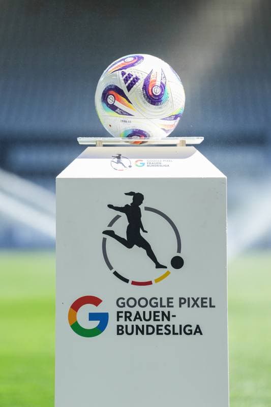 Football. Google Pixel Frauen-Bundesliga. SC Freiburg - VfL Wolfsburg. 09.05.2026