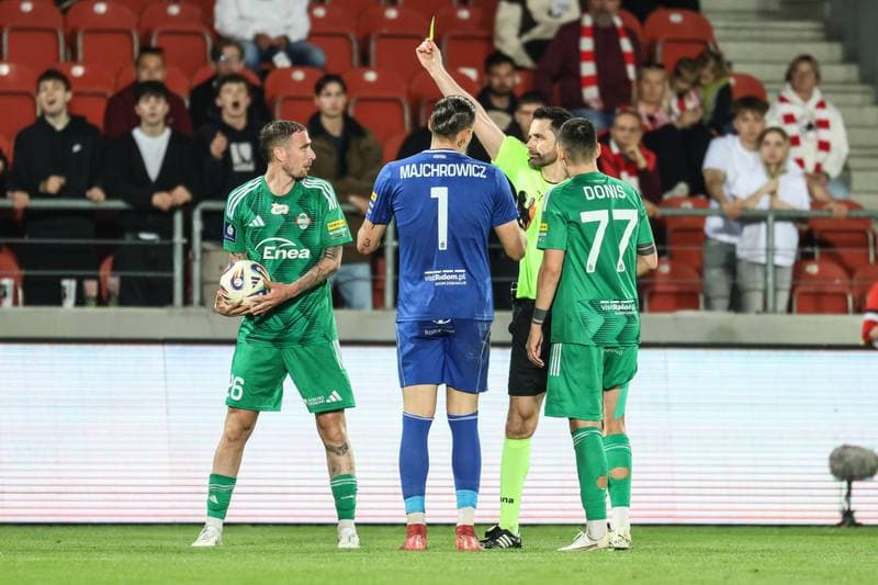 Football. PKO BP Ekstraklasa. Cracovia - Radomiak Radom. 25.04.2026