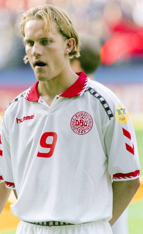 Football. UEFA EURO 1996. Denmark - Portugal. 09.06.1996