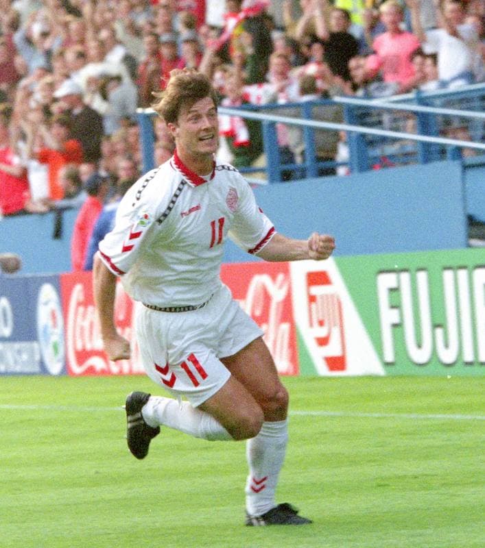 Football. UEFA EURO 1996. Denmark - Portugal. 09.06.1996