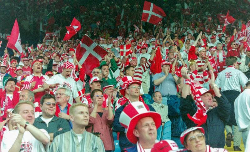 Football. UEFA EURO 1996. Denmark - Portugal. 09.06.1996