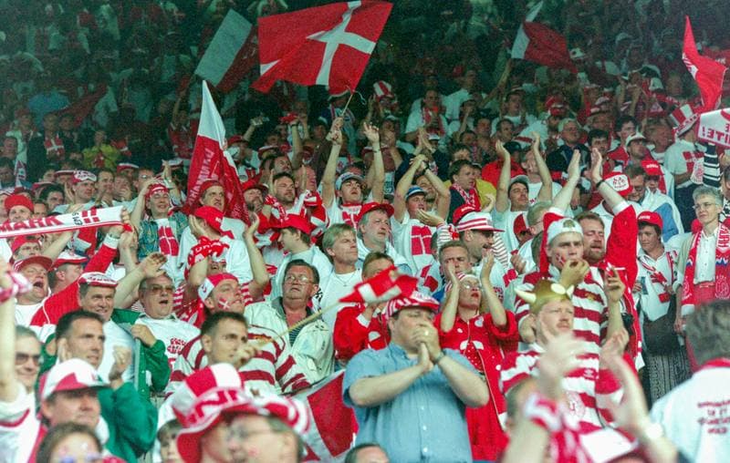 Football. UEFA EURO 1996. Denmark - Portugal. 09.06.1996