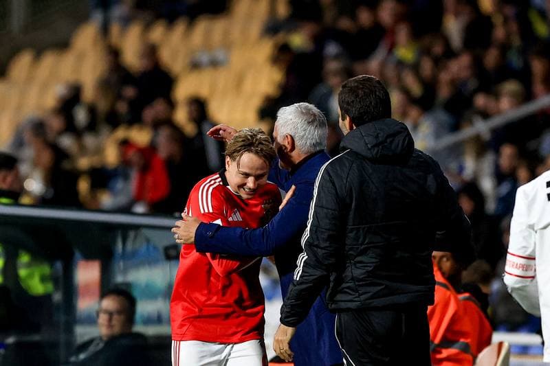 Football. Liga Portugal Betclic. GD Estoril Praia - SL Benfica. 16.05.2026