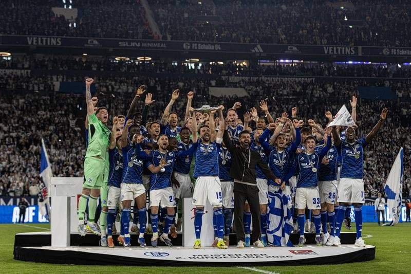 Football. 2. Bundesliga. Schalke 04 - Eintracht Braunschweig. 17.05.2026