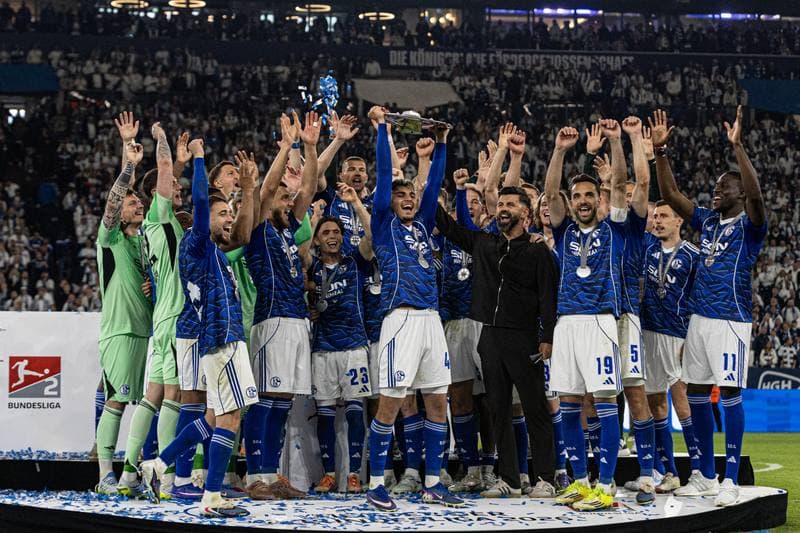Football. 2. Bundesliga. Schalke 04 - Eintracht Braunschweig. 17.05.2026