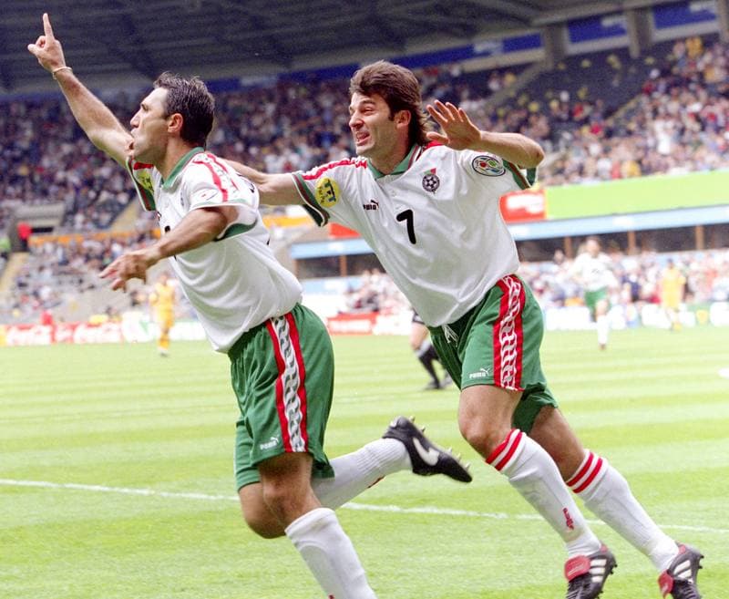 Football. UEFA EURO 1996. Bulgaria - Romania. 13.06.1996