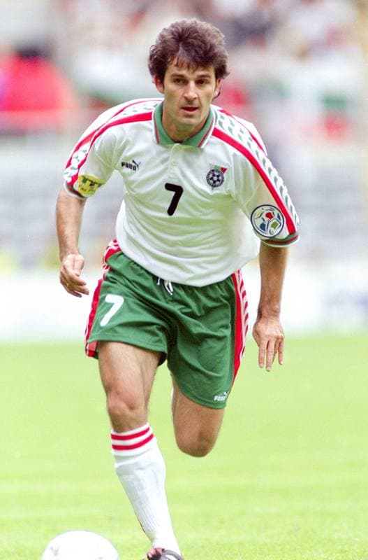 Football. UEFA EURO 1996. Bulgaria - Romania. 13.06.1996