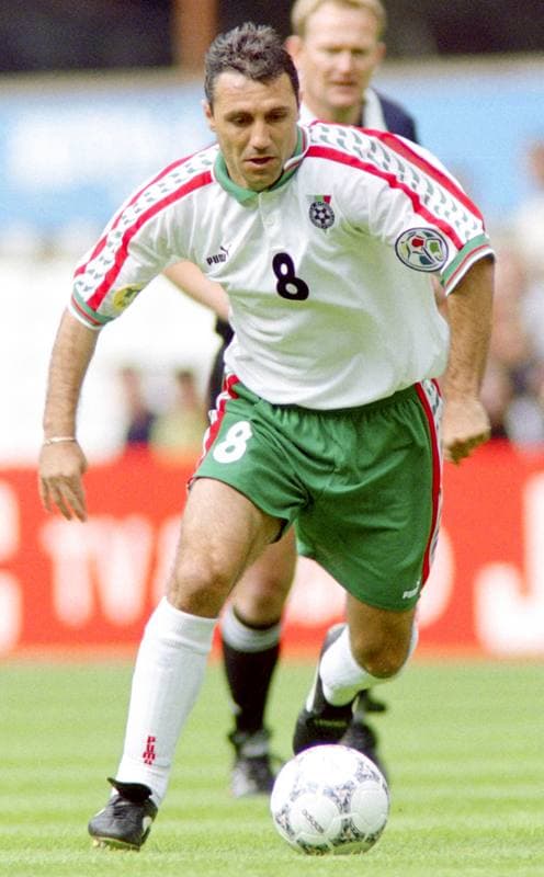 Football. UEFA EURO 1996. Bulgaria - Romania. 13.06.1996