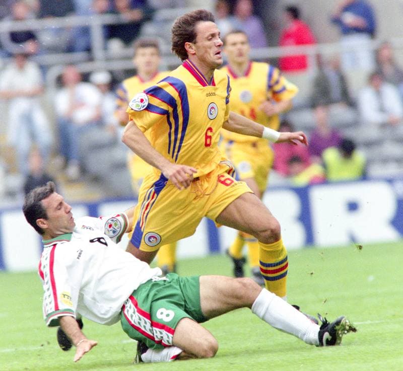 Football. UEFA EURO 1996. Bulgaria - Romania. 13.06.1996