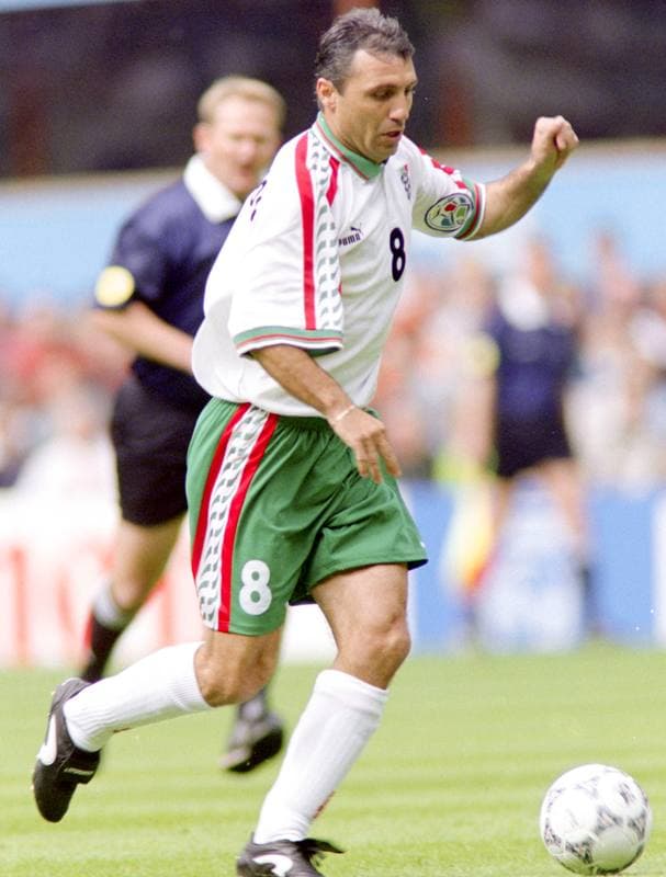Football. UEFA EURO 1996. Bulgaria - Romania. 13.06.1996