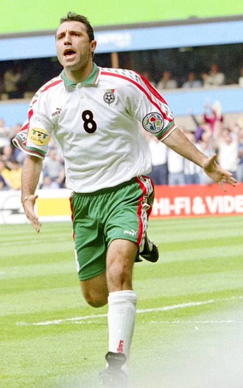 Football. UEFA EURO 1996. Bulgaria - Romania. 13.06.1996
