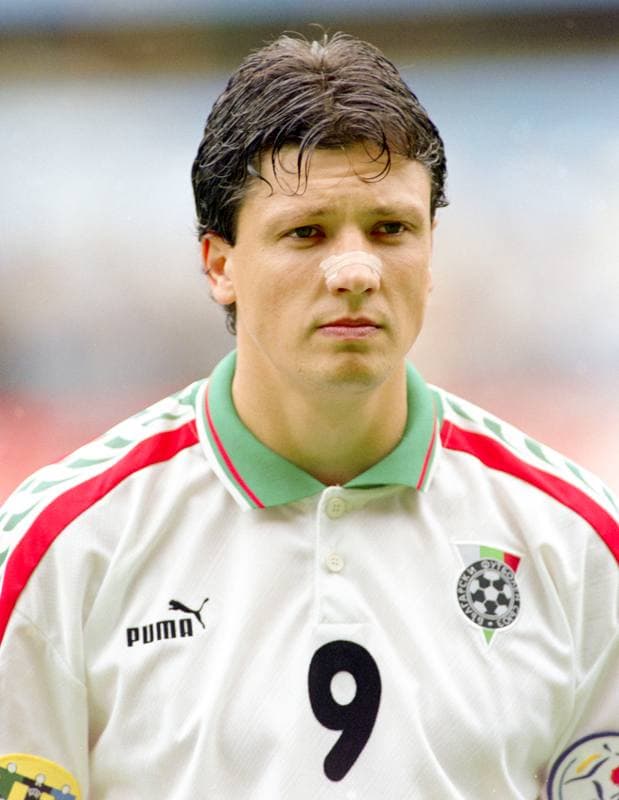 Football. UEFA EURO 1996. Bulgaria - Romania. 13.06.1996