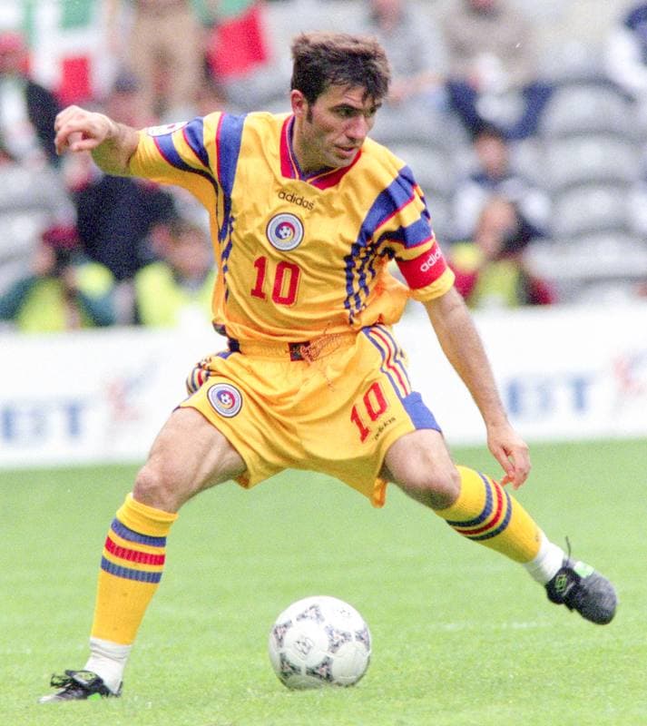 Football. UEFA EURO 1996. Bulgaria - Romania. 13.06.1996