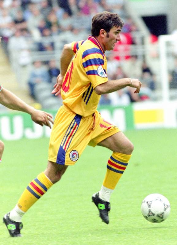 Football. UEFA EURO 1996. Bulgaria - Romania. 13.06.1996