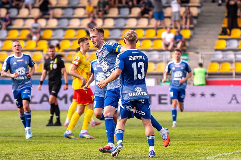 Football. Betclic 1. Liga. Znicz Pruszkow - Ruch Chorzow. 24.05.2026
