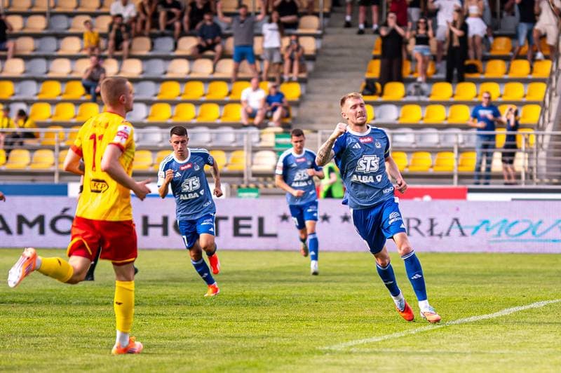 Football. Betclic 1. Liga. Znicz Pruszkow - Ruch Chorzow. 24.05.2026