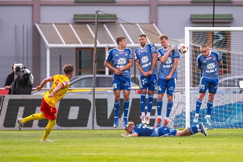Football. Betclic 1. Liga. Znicz Pruszkow - Ruch Chorzow. 24.05.2026