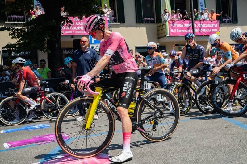 Cycling. Giro d'Italia. Stage 17. 27.05.2026