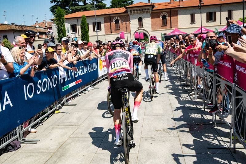 Cycling. Giro d'Italia. Stage 17. 27.05.2026