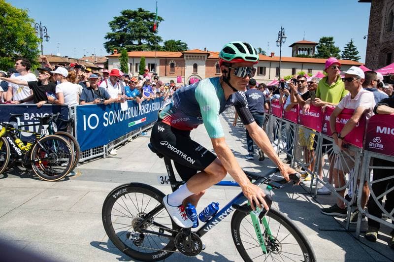 Cycling. Giro d'Italia. Stage 17. 27.05.2026