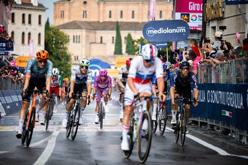 Cycling. Giro d'Italia. Stage 18. 28.05.2026