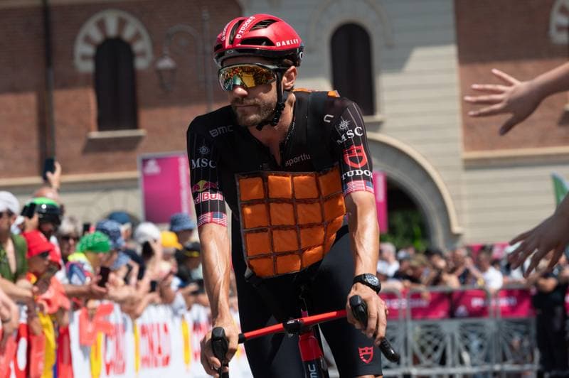 Cycling. Giro d'Italia. Stage 17. 27.05.2026