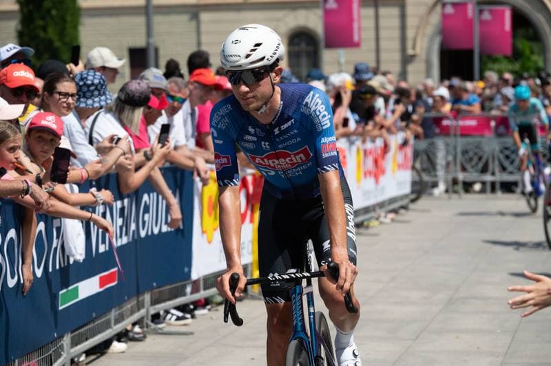 Cycling. Giro d'Italia. Stage 17. 27.05.2026