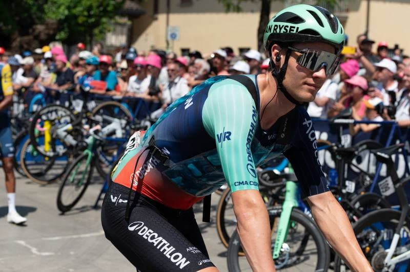Cycling. Giro d'Italia. Stage 17. 27.05.2026