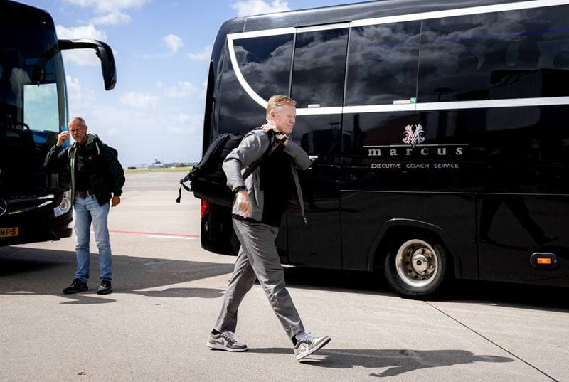 Football. Netherlands. Departure to New York. 06.04.2026