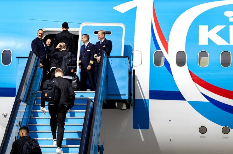 Football. Netherlands. Departure to New York. 06.04.2026