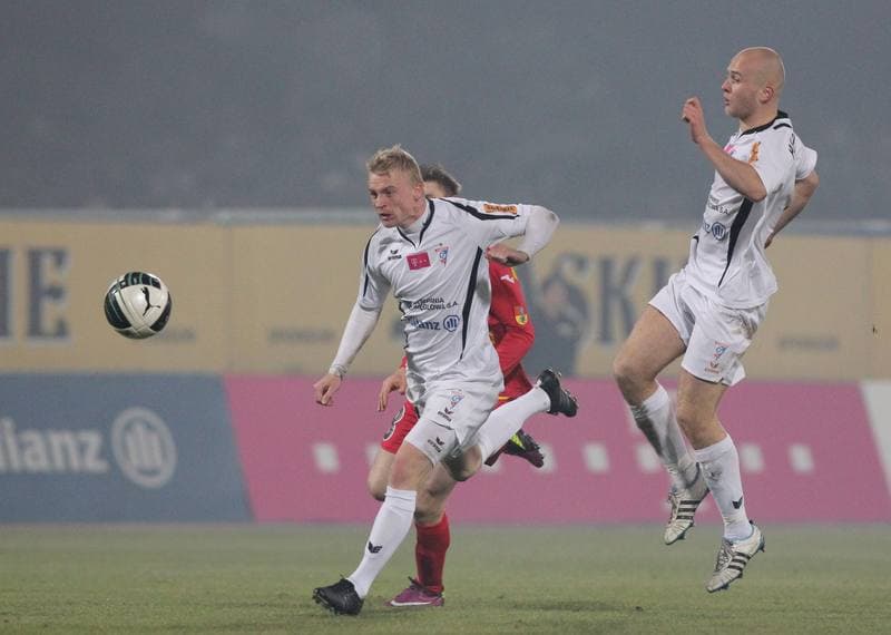Football. T-Mobile Ekstraklasa. Gornik Zabrze - Jagiellonia Bialystok. 28.10.2011