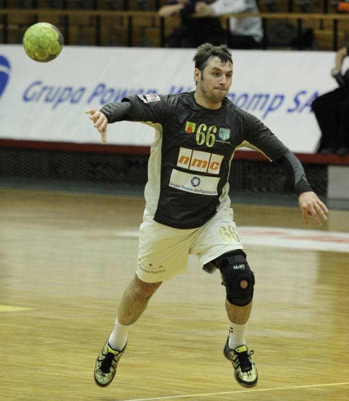 Handball. Puchar Polski. NMC Powen Zabrze - Azoty Pulawy. 07.12.2011