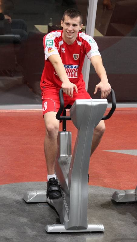 Football. Piast Gliwice. Press Conference. 06.12.2011