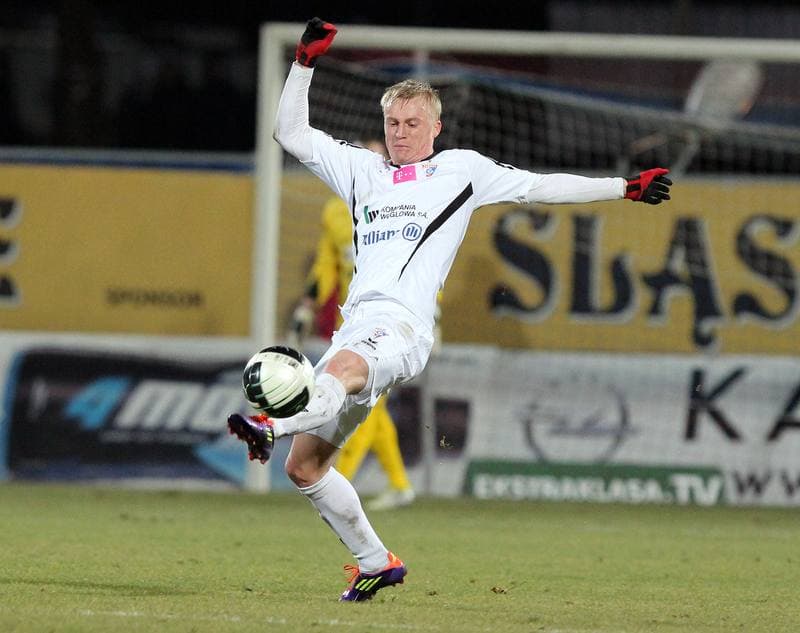 Football. T-Mobile Ekstraklasa. Gornik Zabrze - Slask Wroclaw. 04.12.2011